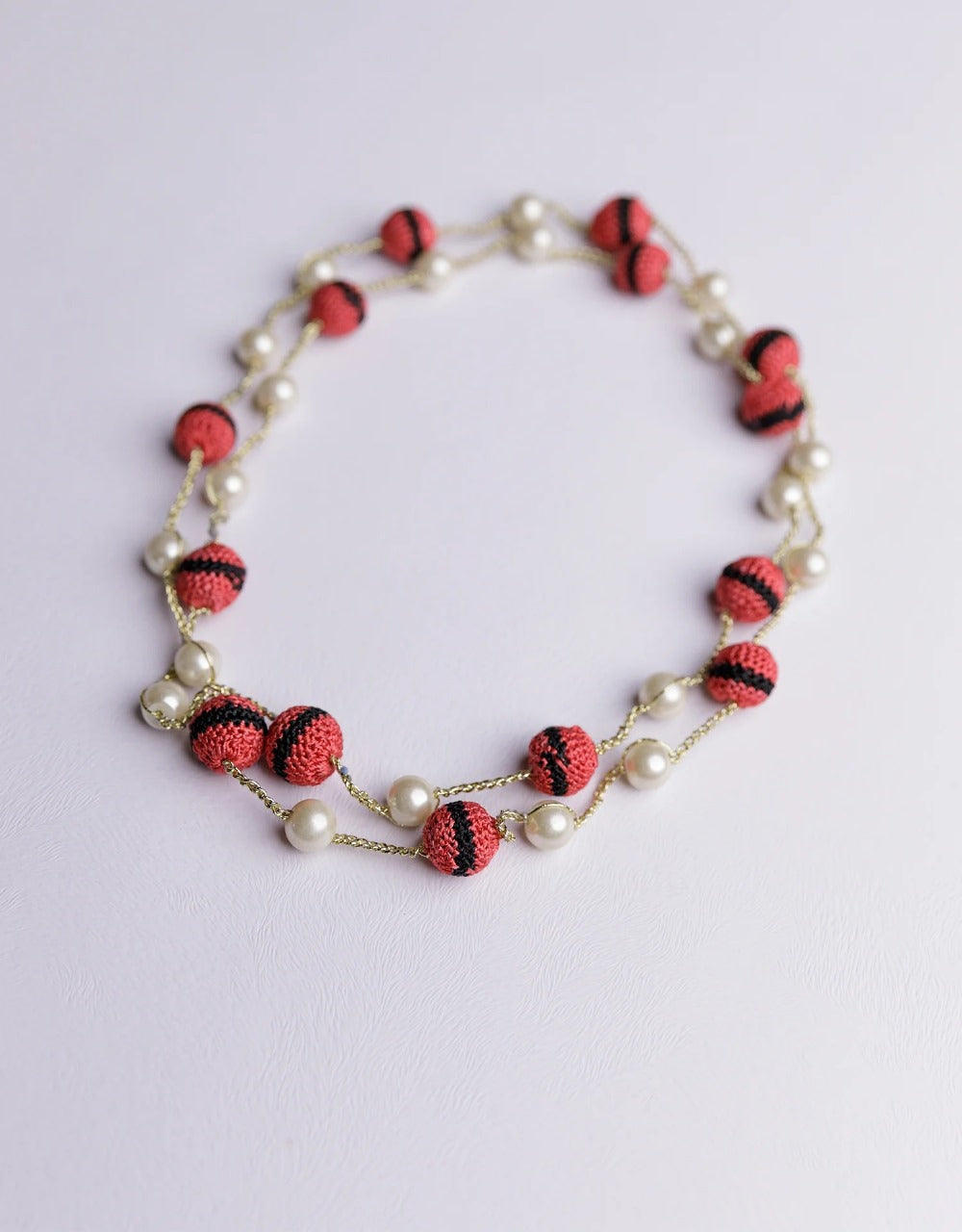 Pearl Necklace Red & Black