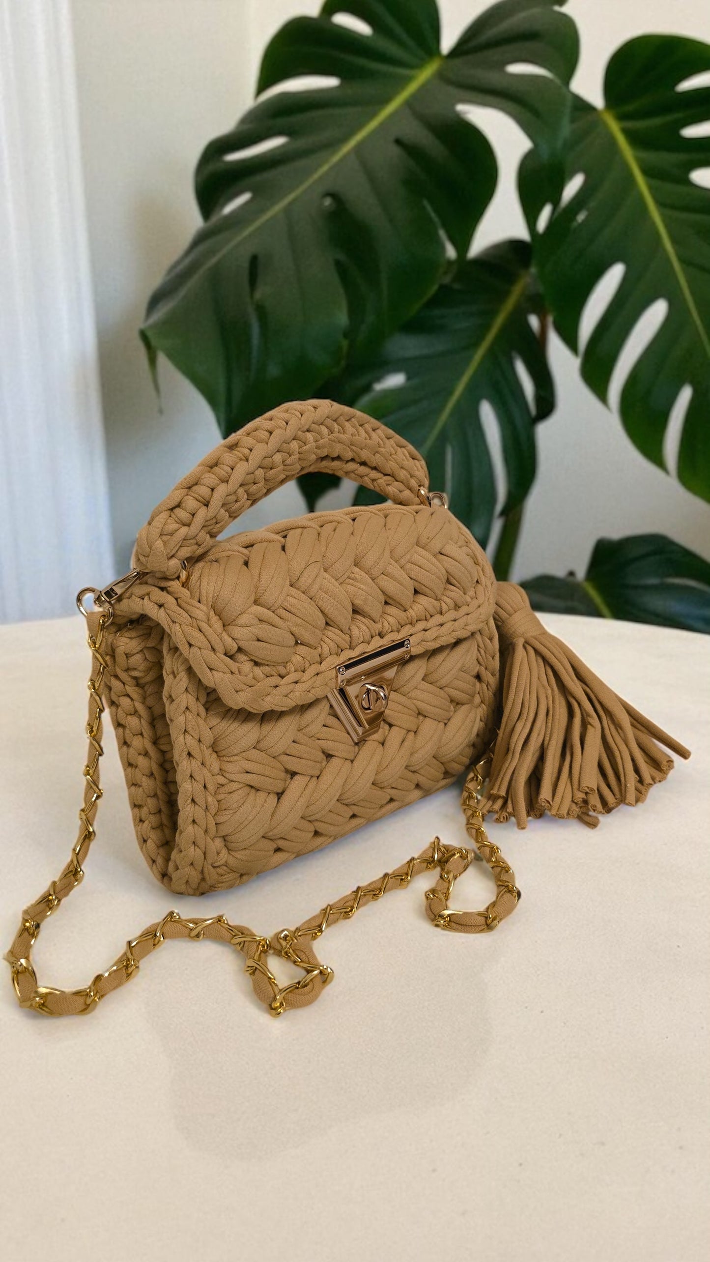 Sandstone Classic Crochet Bag